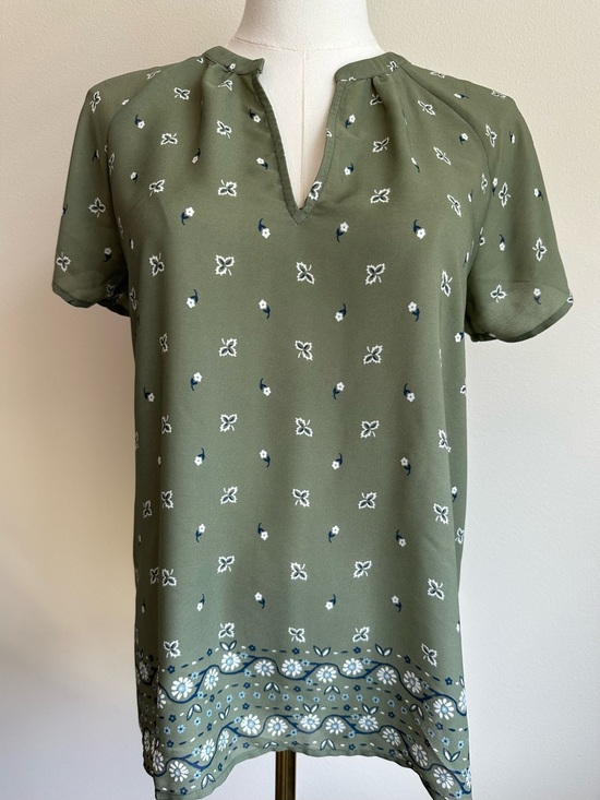Old Navy Tops - Old Navy Olive Green, Navy and White Floral Bandana V-Neck Blouse | SIZE XS